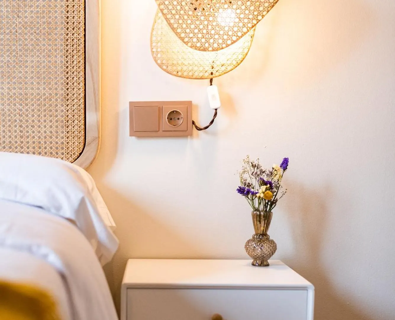 Apartment Ma&To Alhondiga Apart Granada Spain